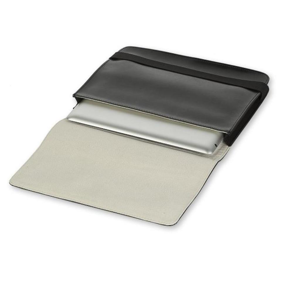 "FUNDA PORTATIL 15"" 26,5X36,5X4CM NEGRA MOLESKINE"