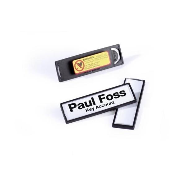 IDENTIFICADOR CLIP CARD CON IMAN 67x17MM NEGRO DURABLE